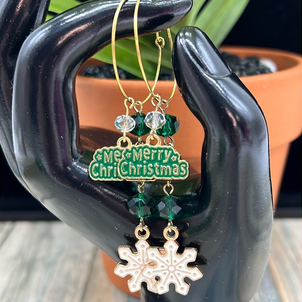 🌟Adorned Crown Jewelry assemblage merry Christmas snowflake earrings